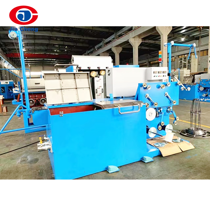 Stroj na ťahanie drôtu mokrého typu S.S